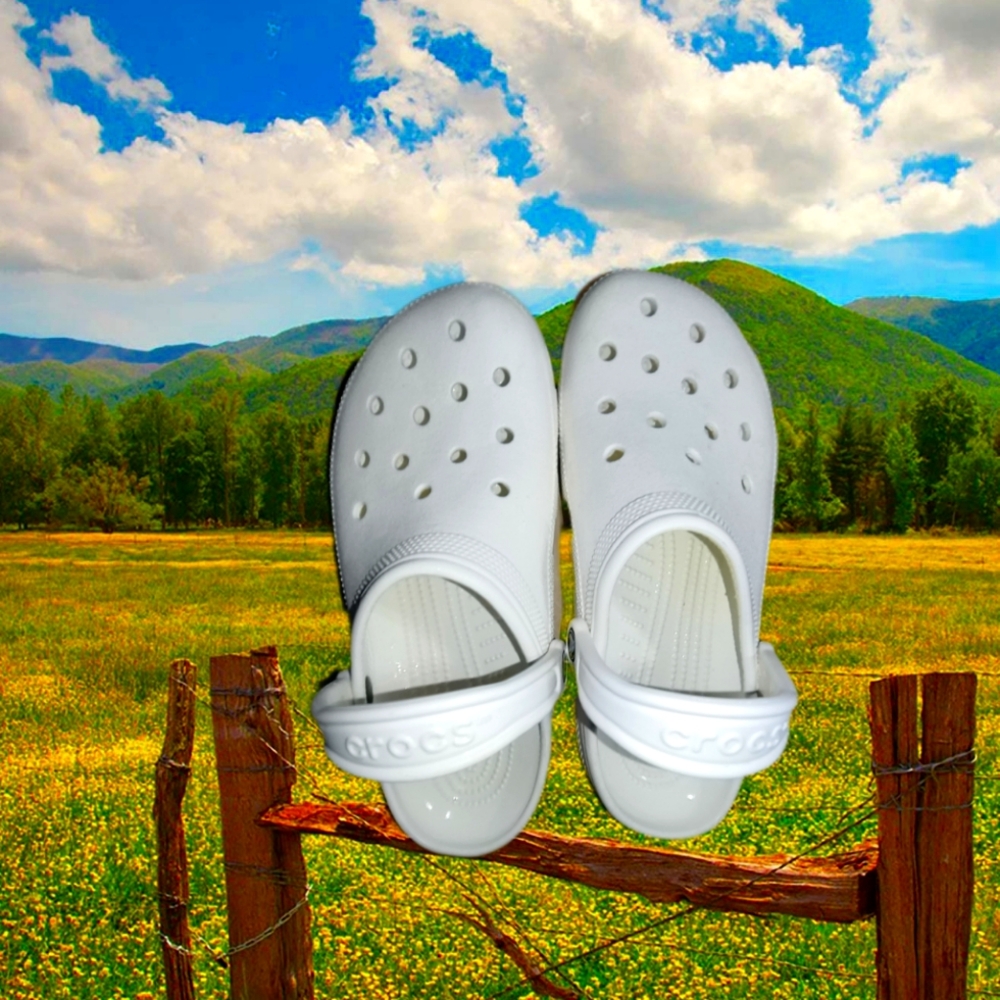 Classic White CROCS
